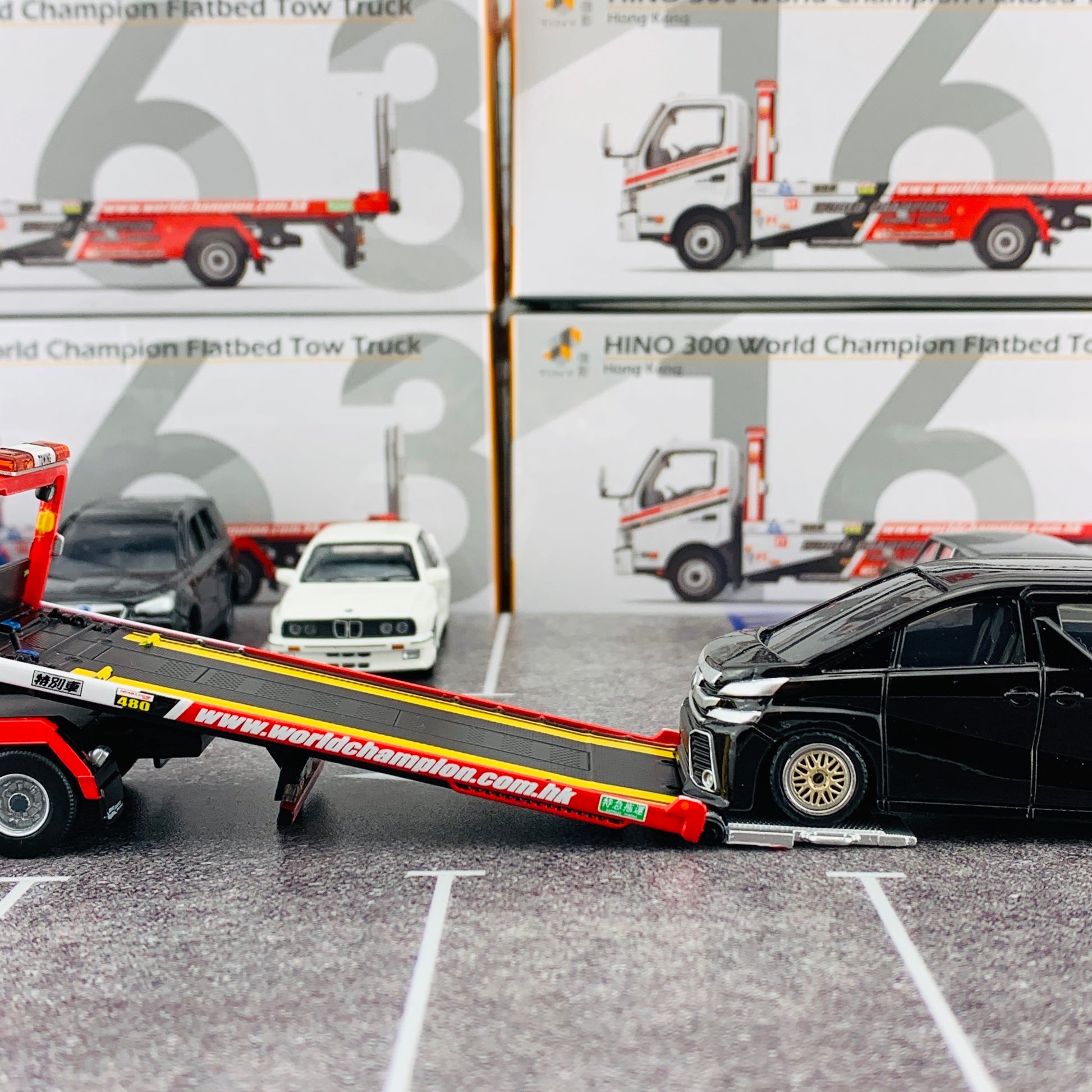 Tiny City 163 - HINO 300 Flatbed Tow Truck 日野300 韋川平板拖車
