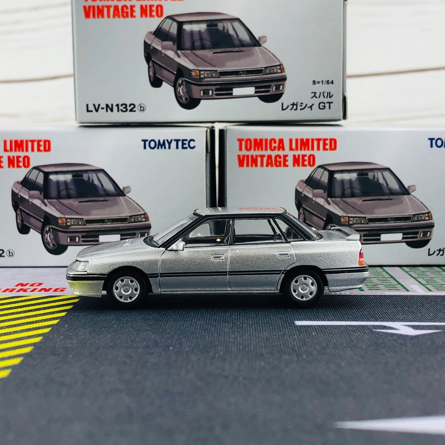 TOMYTEC Tomica Limited Vintage Neo Subaru Legacy GT Silver  LV-N132b