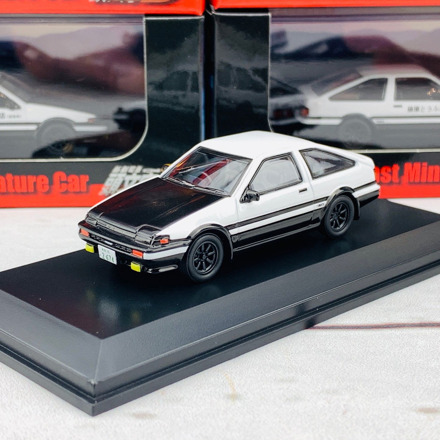 KYOSHO 1/64 Toyota Sprinter Trueno AE86 Initial D Movie Version K07057A5