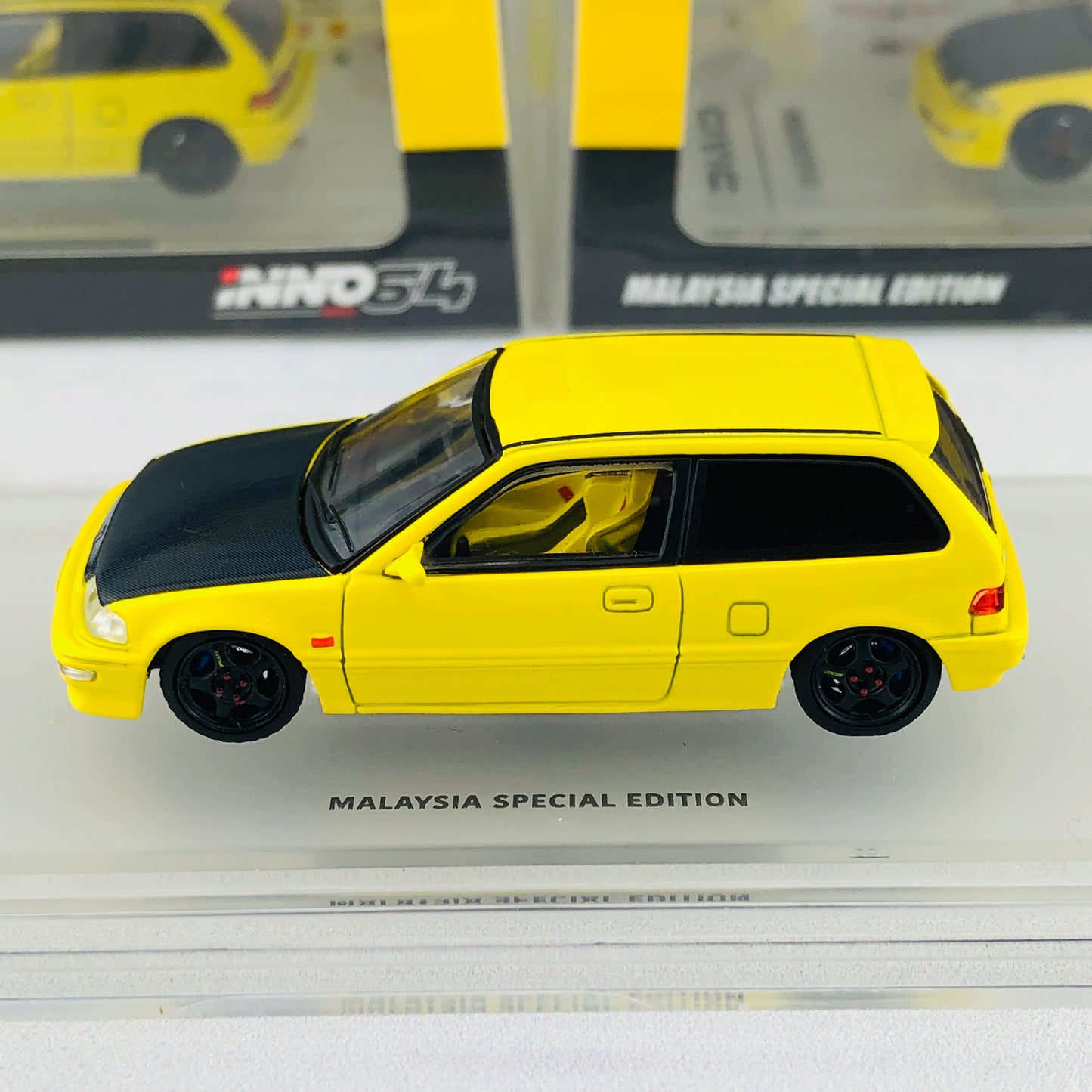 INNO64 HONDA CIVIC EF9 SiR Malaysia Special Edition IN64-EF9-YLMLS