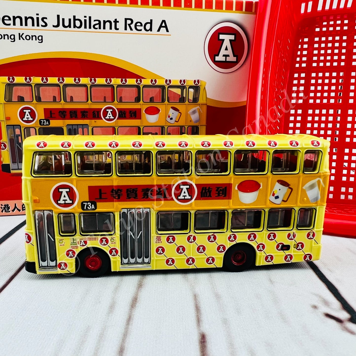 TINY 微影 Dennis Jubilant Red A 丹尼士喝采 紅A (Yuen Chau Kok 73A 圓洲) ATC64341