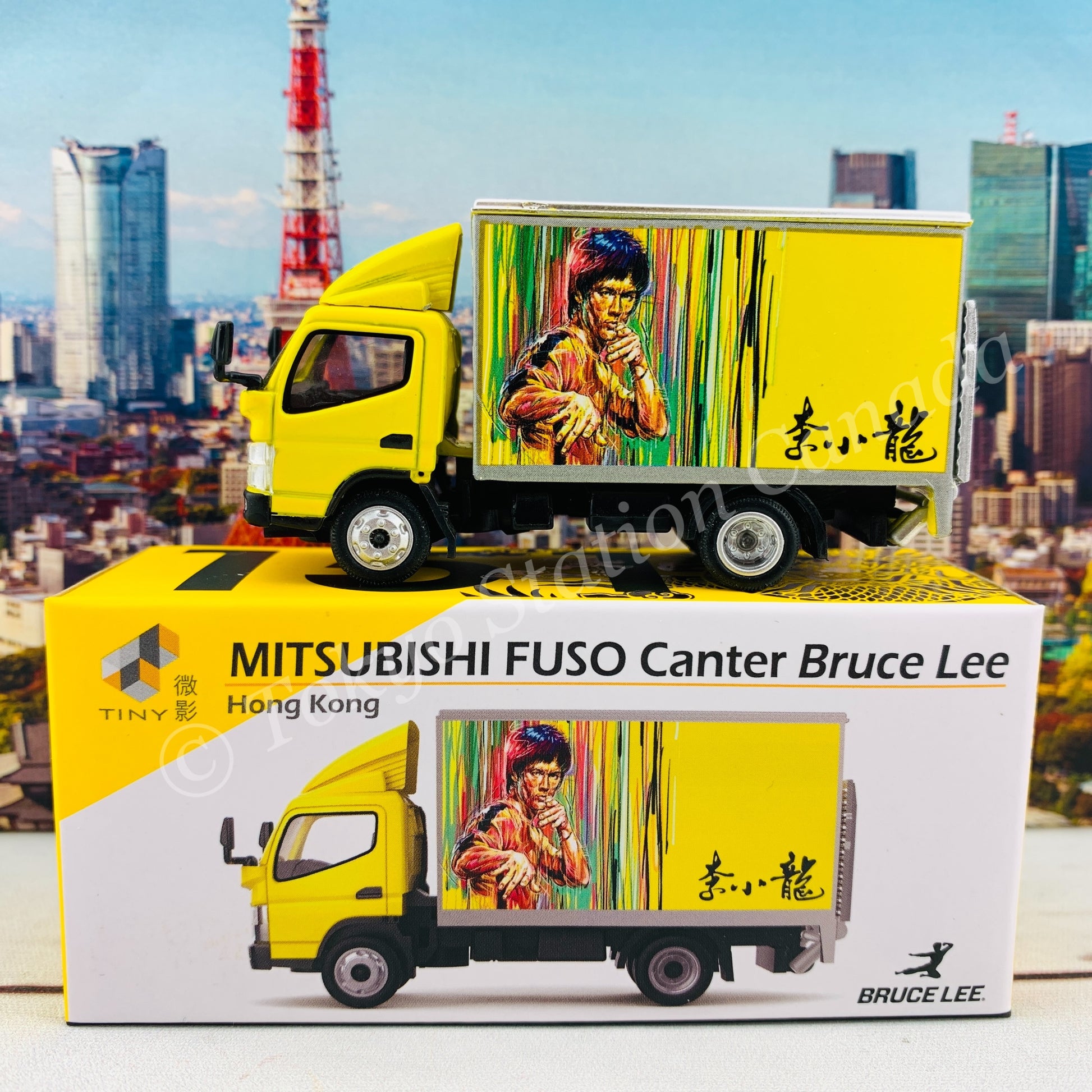 Tiny 微影 151 Mitsubishi Fuso Canter Bruce Lee 李小龍  ATC65076