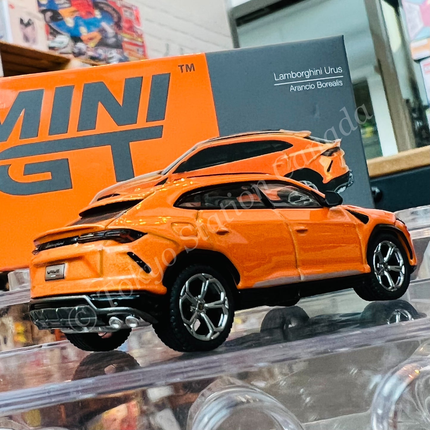 MINI GT 1/64 Lamborghini Urus  Arancio Borealis LHD MGT00360-L
