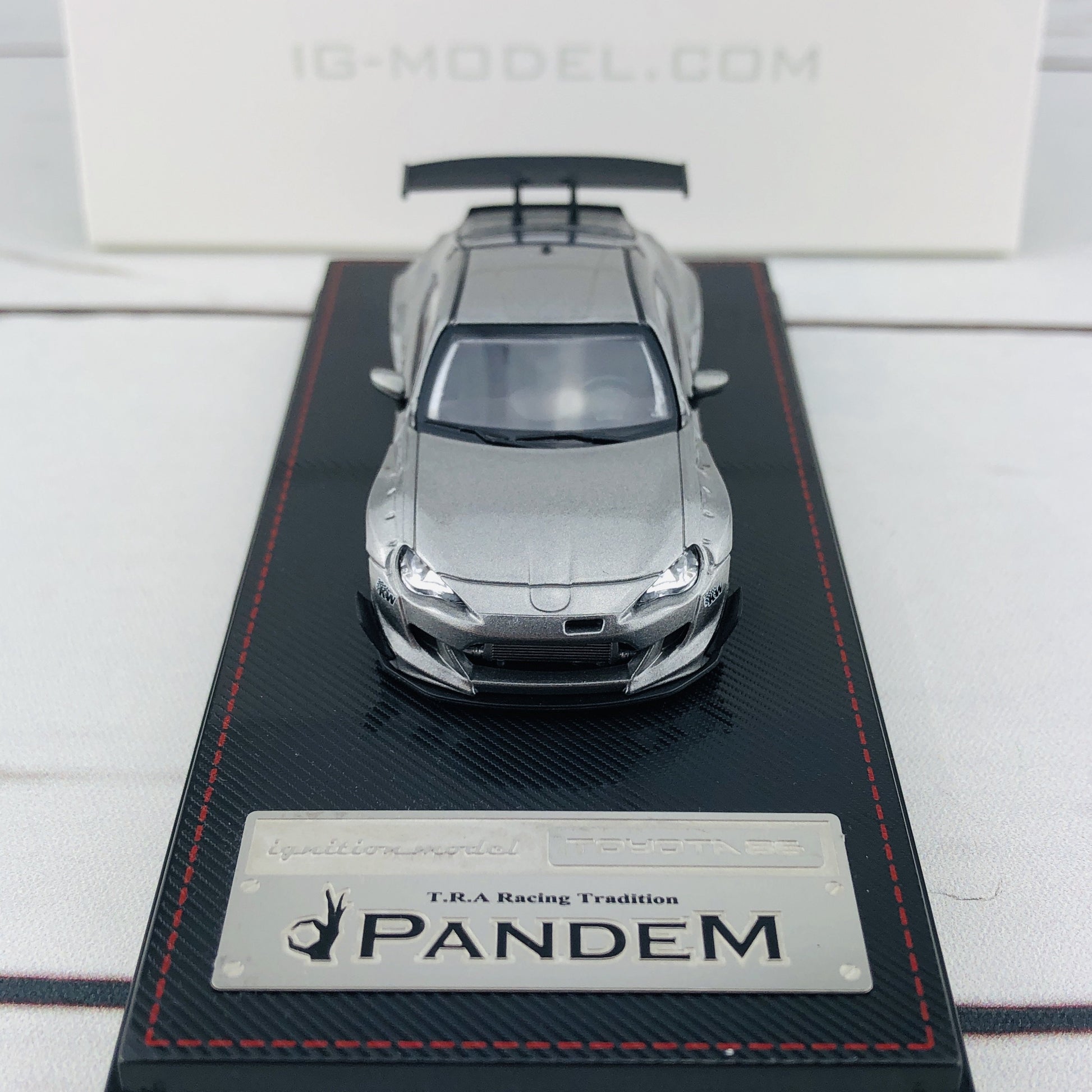 Ignition Model 1/64 Pandem Toyota 86 V3 Gray Metallic 1406