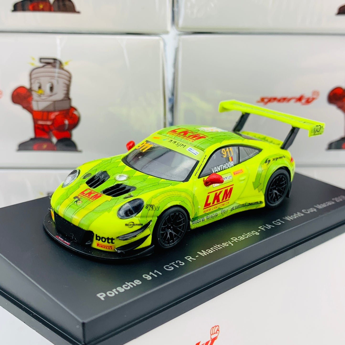 Sparky 1/64 PORSCHE 911 GT3 R NO.911 MANTHEY-RACING FIA GT WORLD CUP MACAU 2018 LAURENS VANTHOOR Y127
