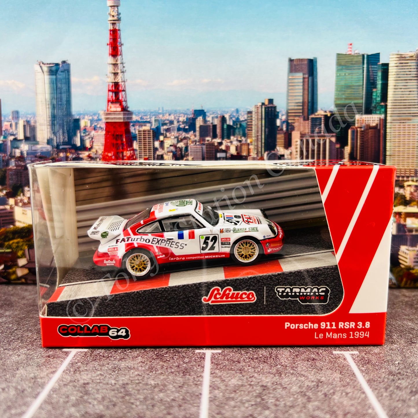 TARMAC WORKS x SCHUCO COLLAB64 1/64 Porsche 911 RSR 3.8 Le Mans 1994 #52  T64S-003-94LM