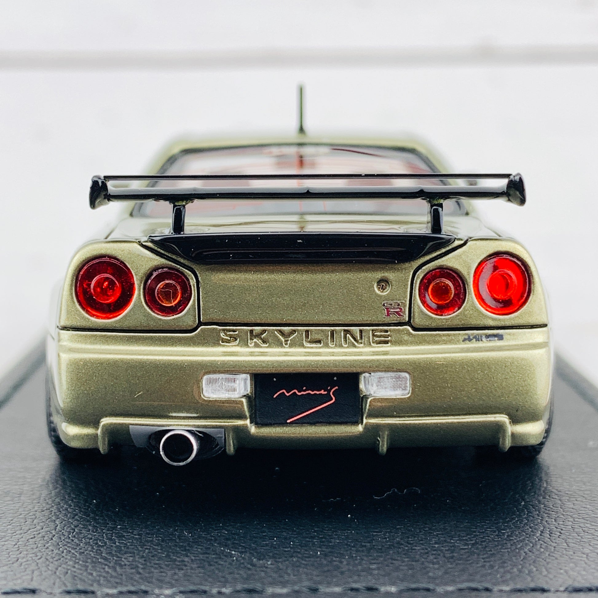 Ignition Model 1/43 Nissan Skyline GTR Mine's R34 Millennium Jade IG1813