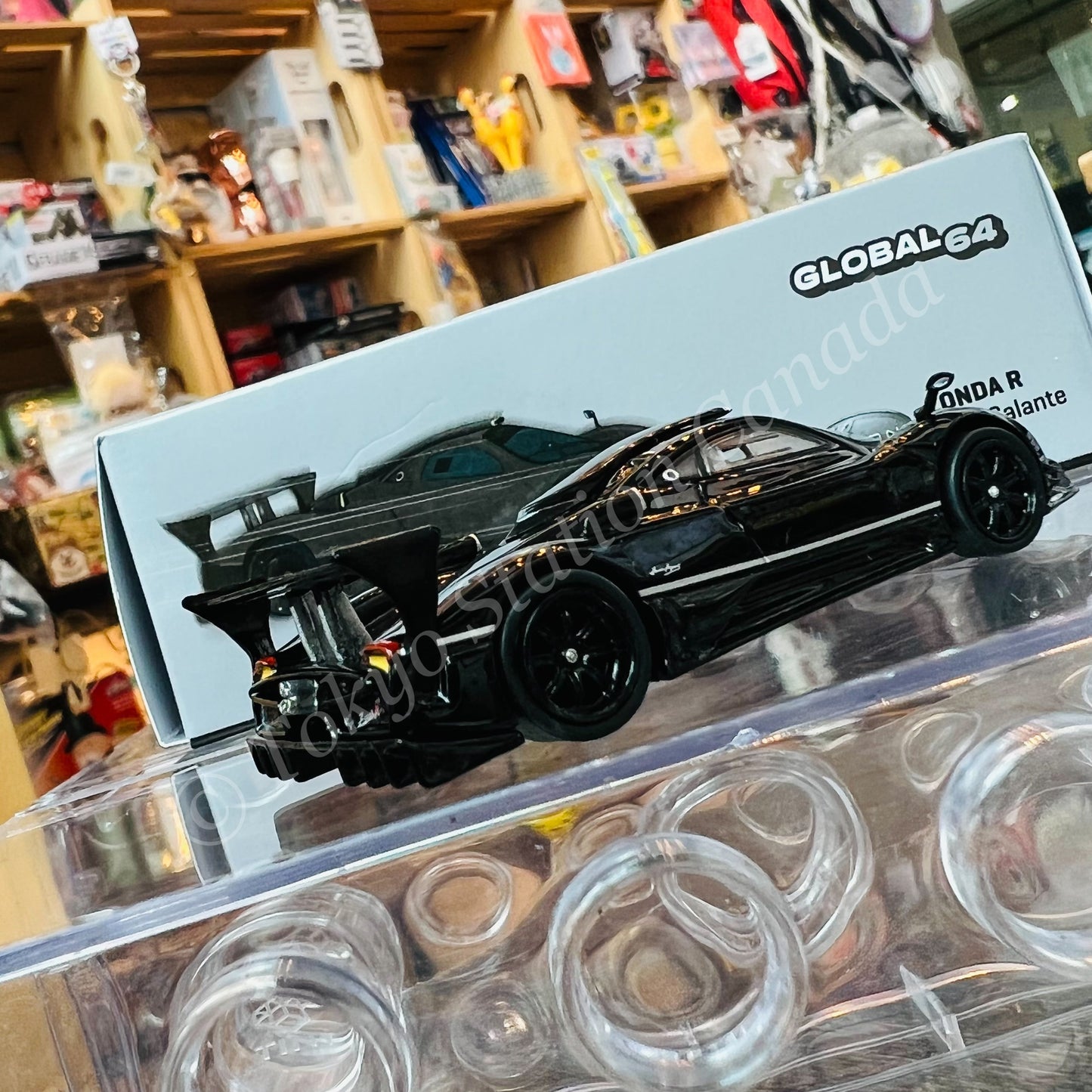 TARMAC WORKS 1/64 GLOBAL64 PAGANI ZONDA R Nero Galante CLDC Exclusive T64G-TL015-BK