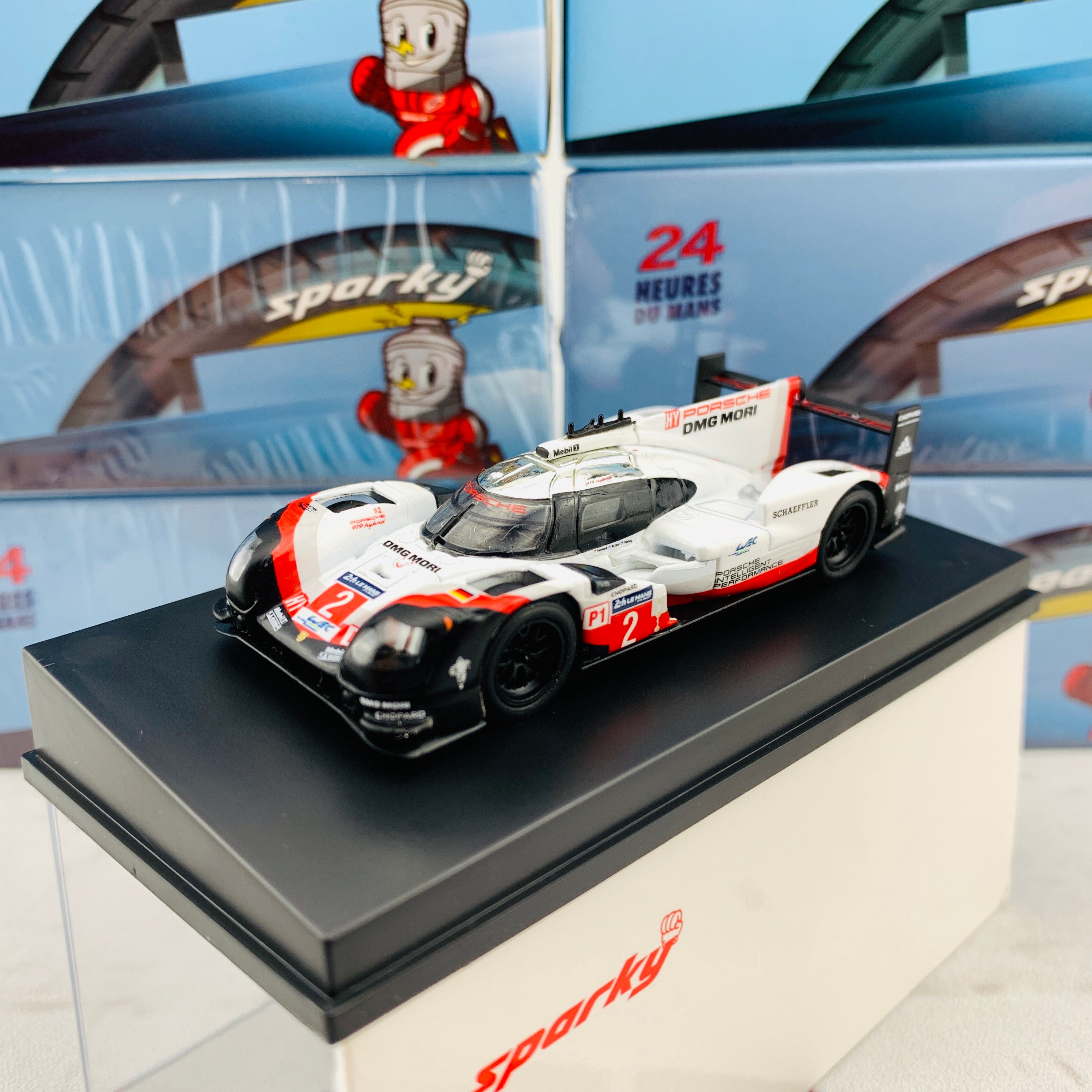 Sparky 1/64 PORSCHE 919 HYBRID NO.2 PORSCHE LMP TEAM WINNER LE
