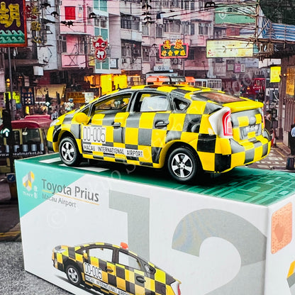 TINY 微影 MC12 Toyota Prius Macau Airport ATC64631