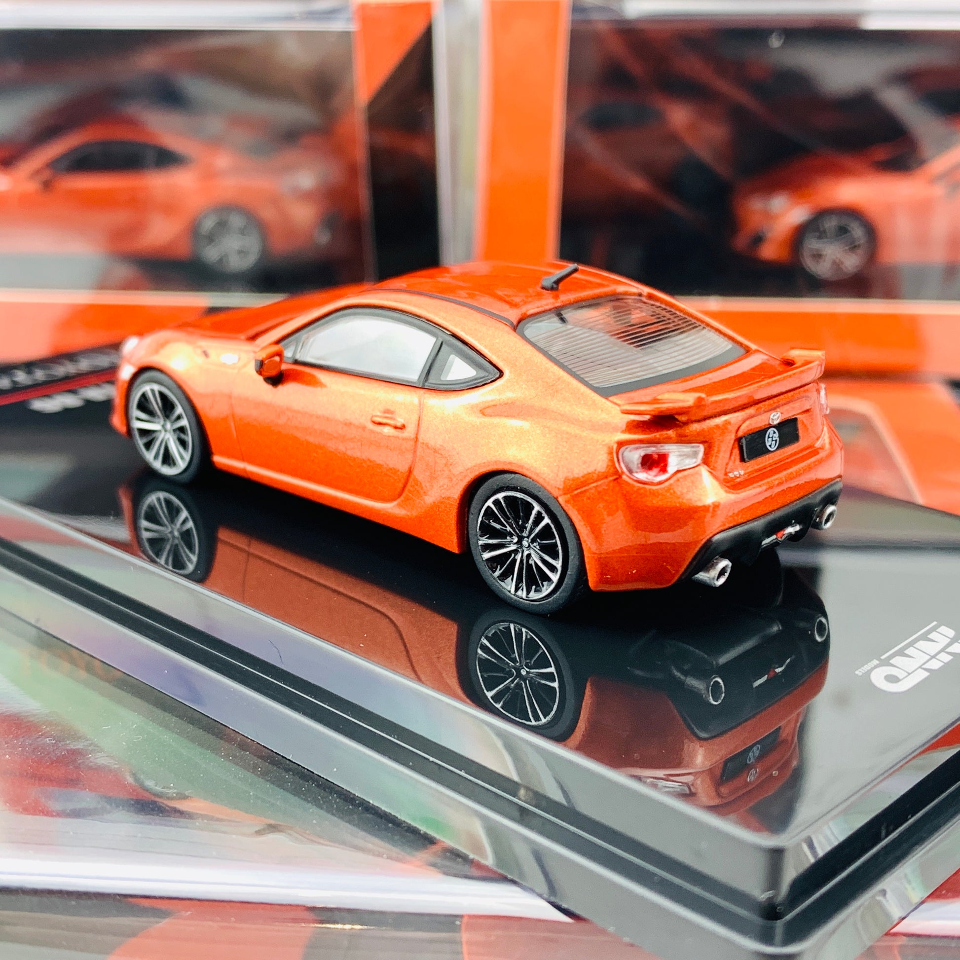 INNO64 1/64 TOYOTA GT 86 2014 Orange  IN64-GT86-ORG