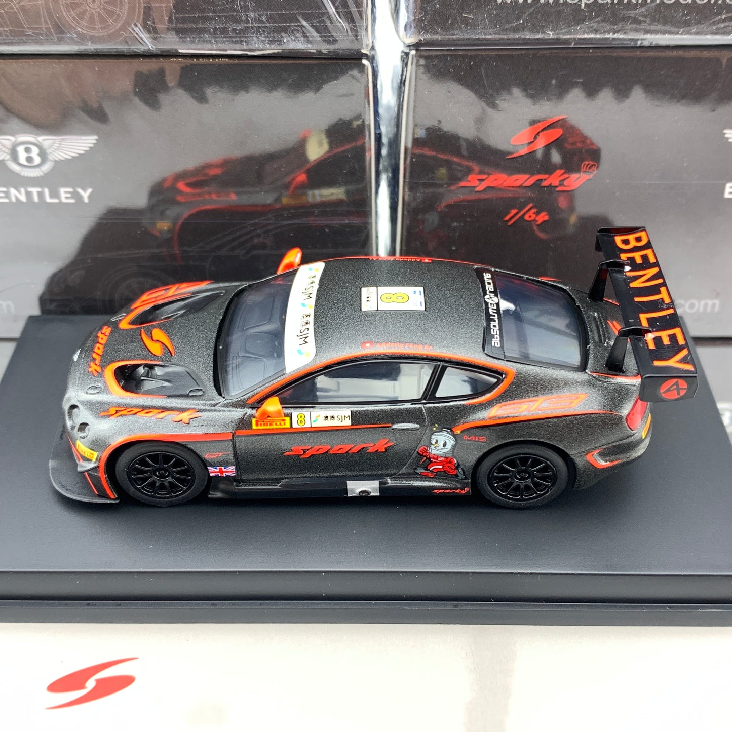 Sparky 1/64 BENTLEY CONTINENTAL GT3 NO.8 MACAU GP FIA GT WORLD CUP 2015 BENTLEY TEAM ABSOLUTE ADDERLY FONG Y104