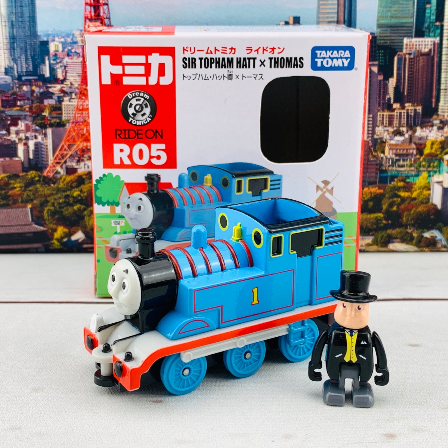 Dream TOMICA RIDE ON R05 SIR Topham Hatt x THOMAS