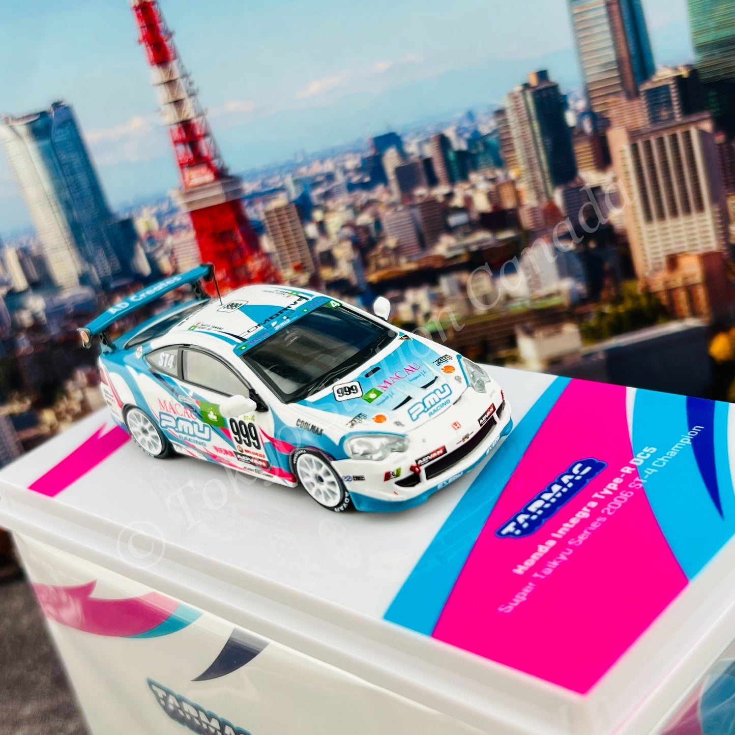 TARMAC WORKS HOBBY64 1/64 Honda Integra Type-R DC5 Super Taikyu Series 2006 ST-4 Champion Naoya Yamano / Henry Ho T64-TL022-PMU