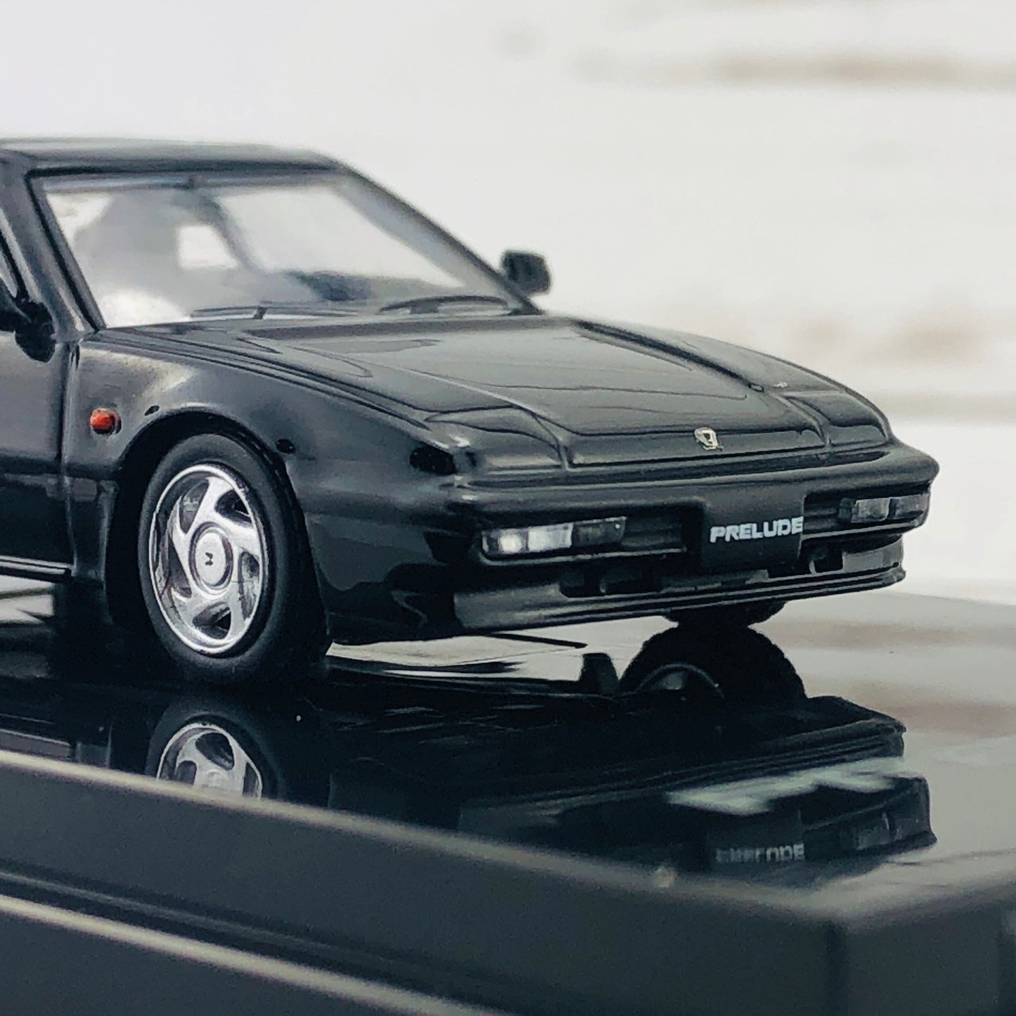 HOBBY JAPAN 1/64 Honda Prelude Si (BA5) 1989 Granada Black Pearl HJ641002ABK