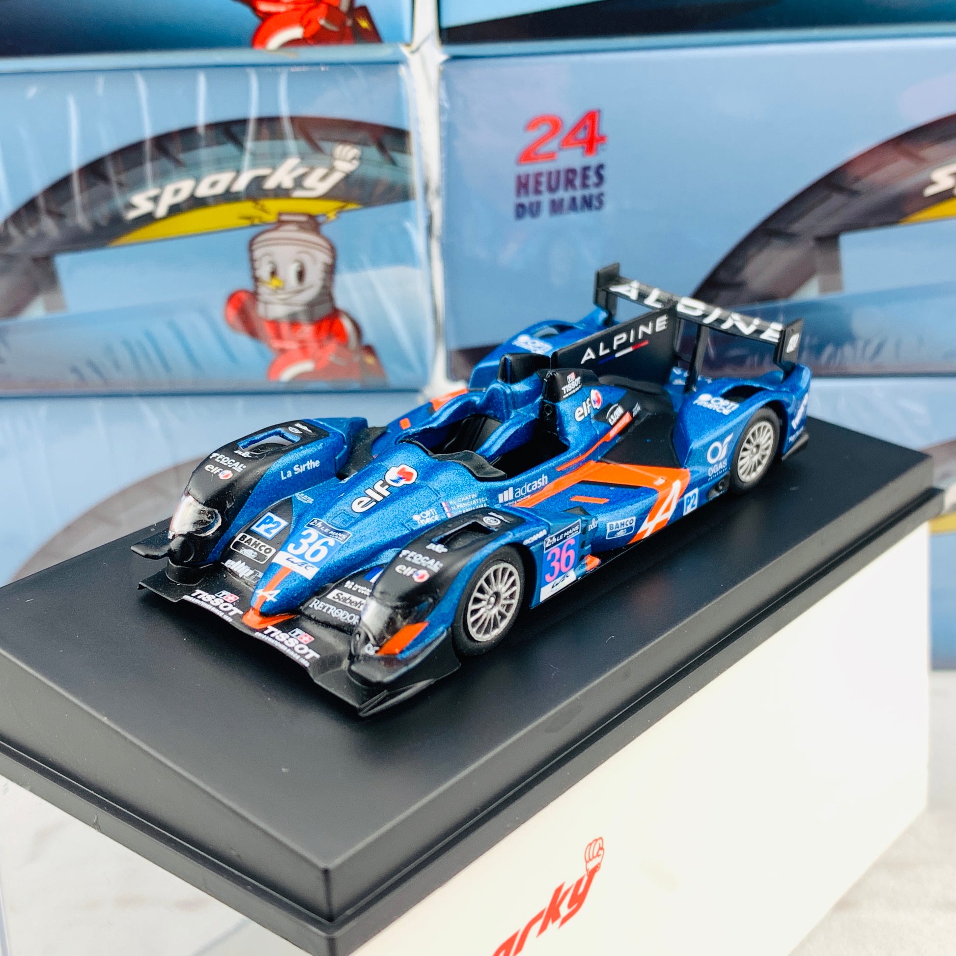 Sparky 1/64 ALPINE A450B NO.36 SIGNATECH ALPINE 24H LE MANS 2015 N. PANCIATICI - P.-L. CHATIN - V. CAPILLAIRE Y090