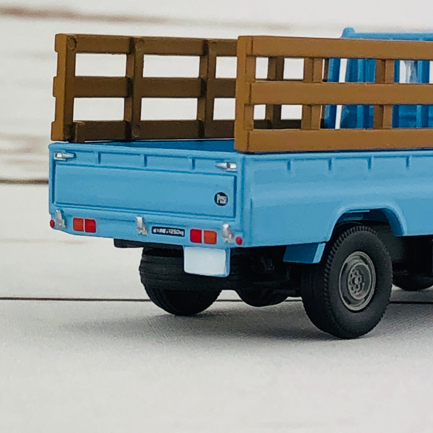 Tomica Limited Vintage Toyota Toyoace Livestock Truck LV-72b