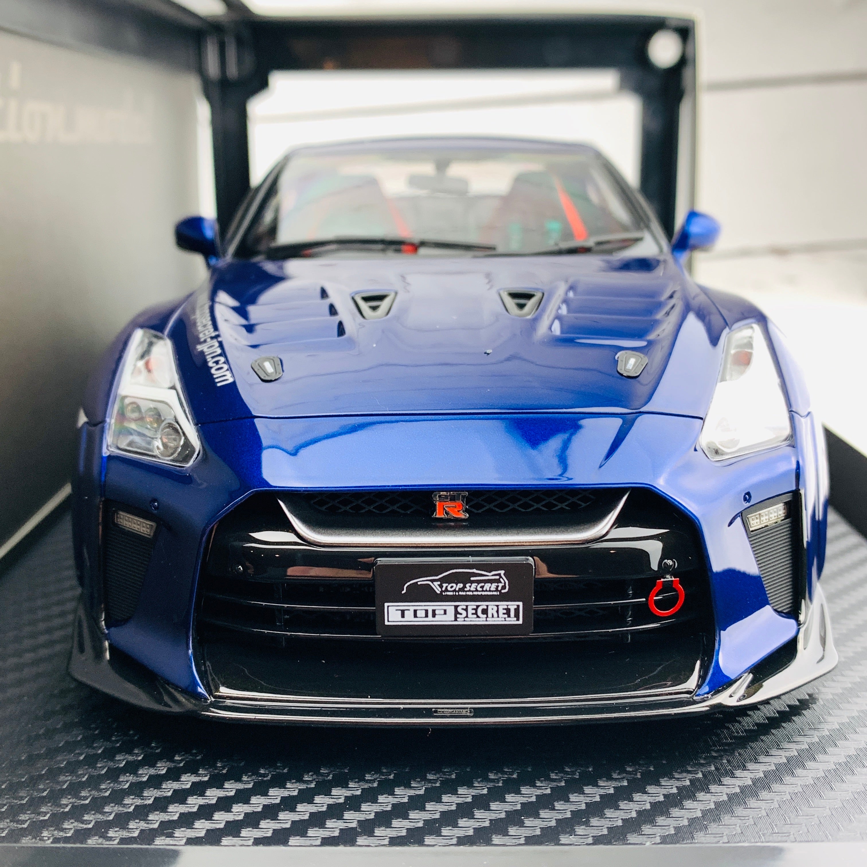 トップシークレット　GTR　（R35）　イグニッションモデル Ignition Model 1/18 TOP SECRET Nissan GTR R35 Blue Metallic IG1535