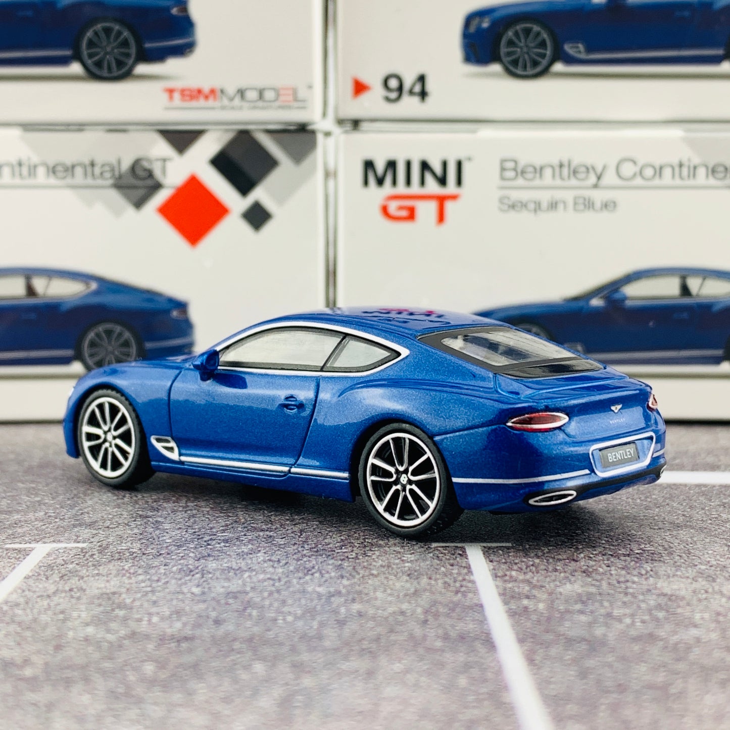 MINI GT 1/64 Bentley Continental GT Sequin Blue MGT00094-R
