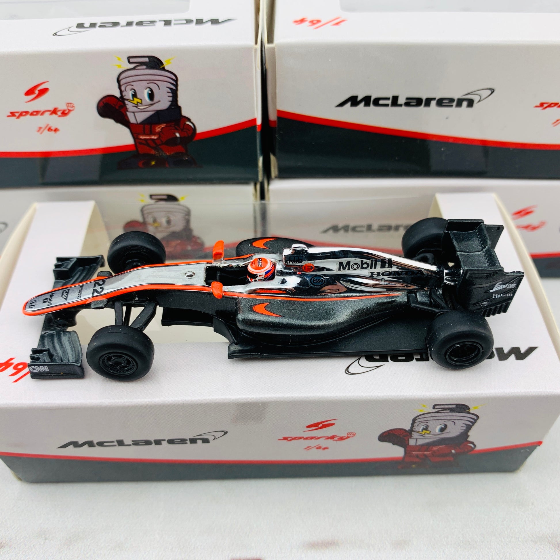 Sparky 1/64 MCLAREN HONDA MP4-30 N.22 CHINESE GP 2015 JENSON BUTTON Y051