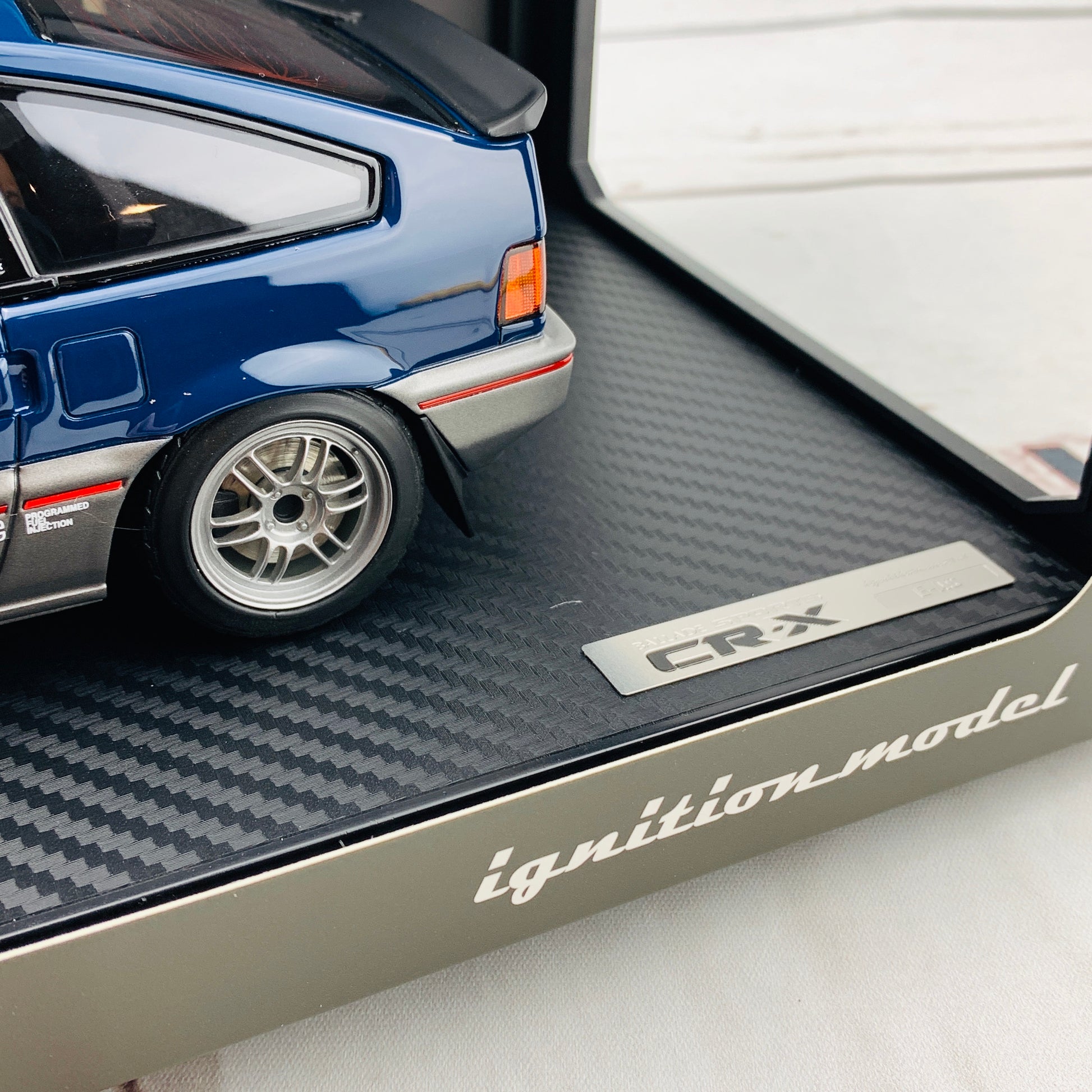 Ignition Model 1/18 Honda BALLADE SPORTS CRX Si (E-AS) Blue/Silver IG1628