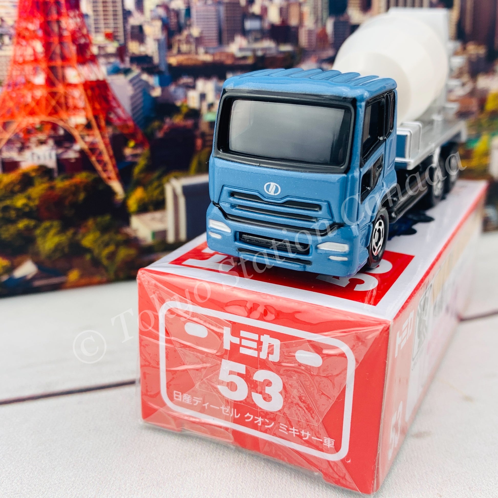 TOMICA 53 Nissan Diesel Quon Mixer Car