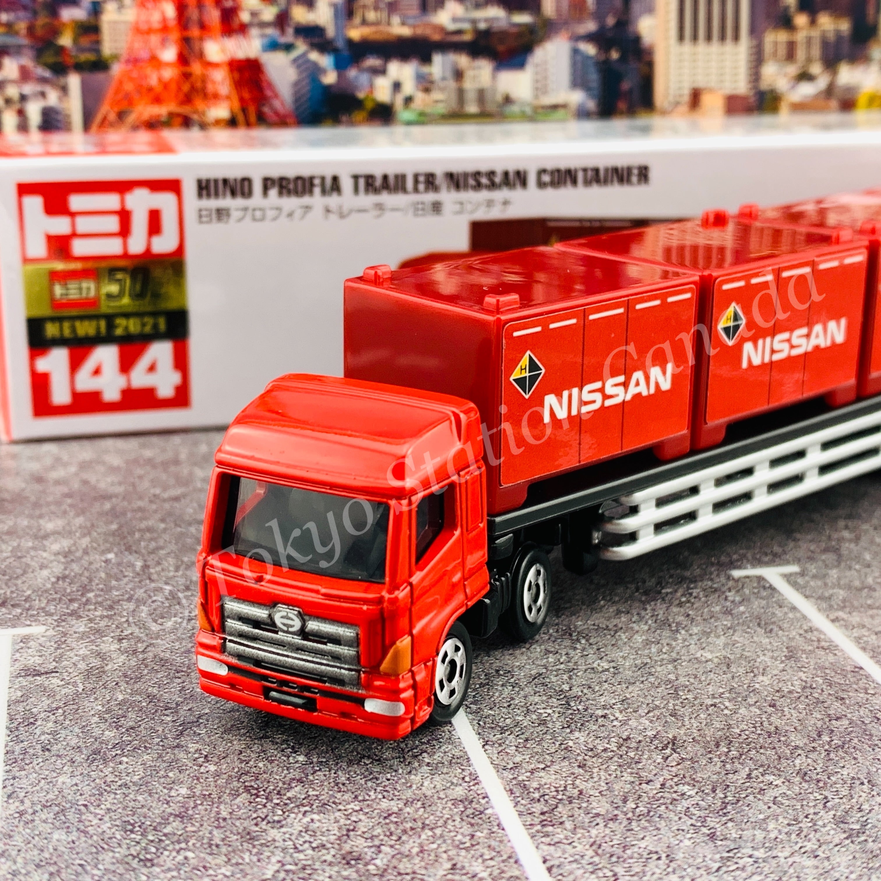 TOMICA 144 Hino Profia Trailer Nissan Container – Tokyo Station