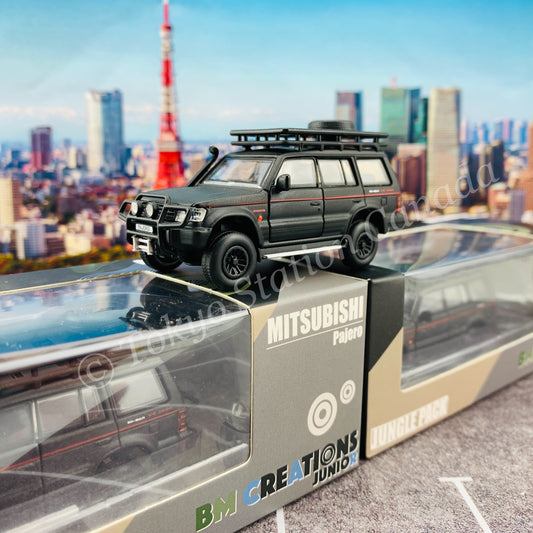 BM CREATIONS JUNIOR 1/64 Mitsubishi Pajero 2nd Generation JUNGLE PACK Matt Black LHD 64B0043