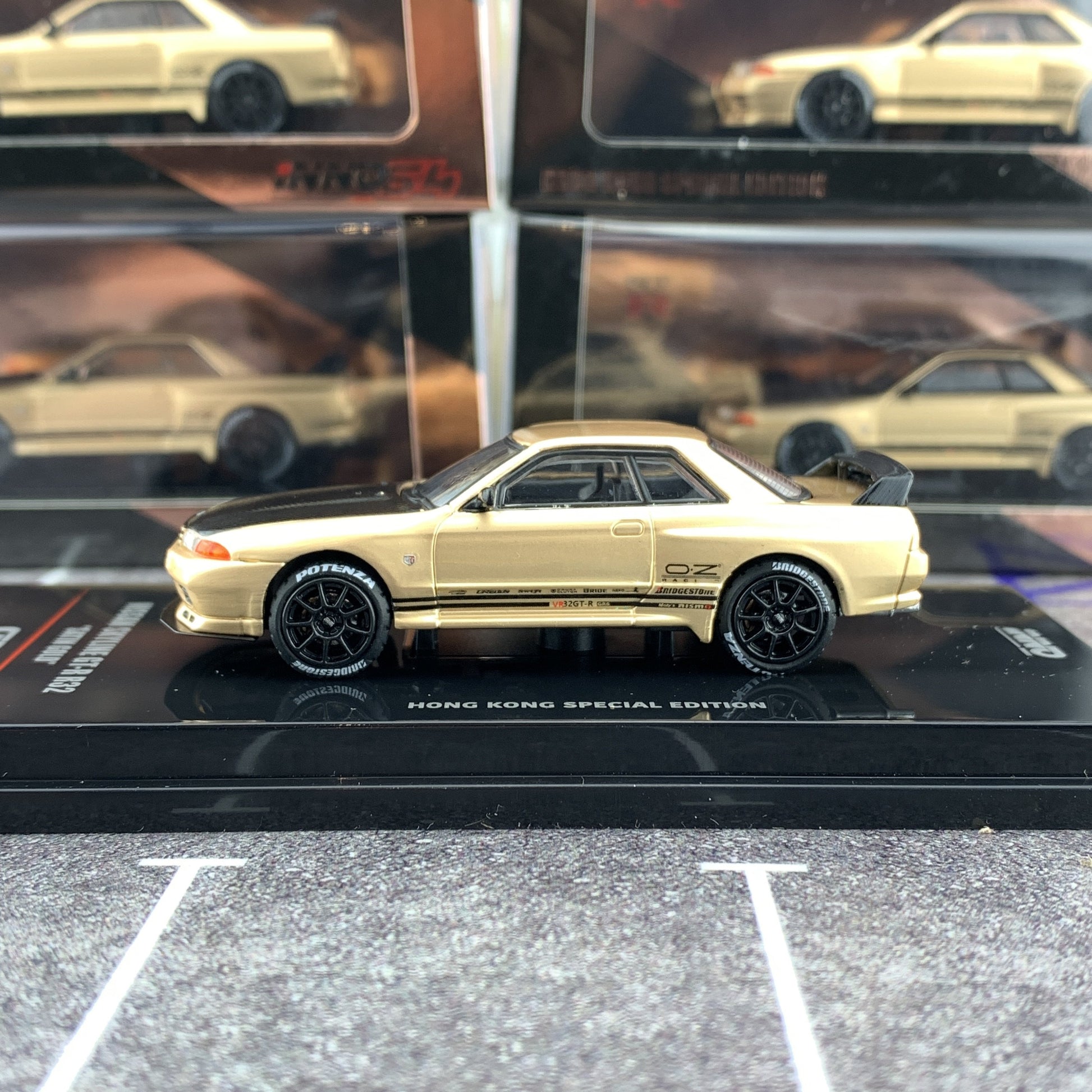 INNO64 1/64 NISSAN SKYLINE GTR R32 Satin Gold Hong Kong Special Edition IN64-R32-SGHS