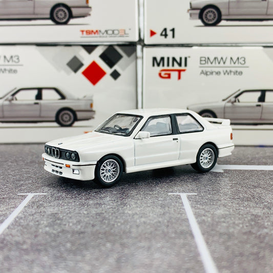 MINI GT 1/64 BMW M3 (E30) Alpine White RHD MGT00041-R