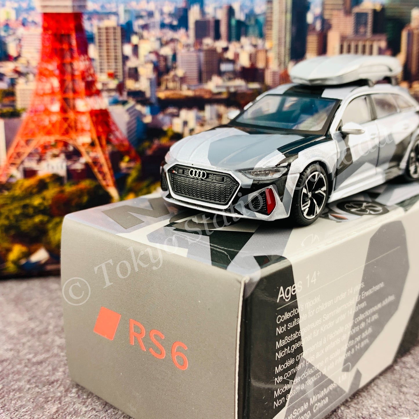 MINI GT 1/64 Audi RS 6 Avant  Silver Digital Camouflage w/ Roof Box CLDC Edition LHD MGT00256-L
