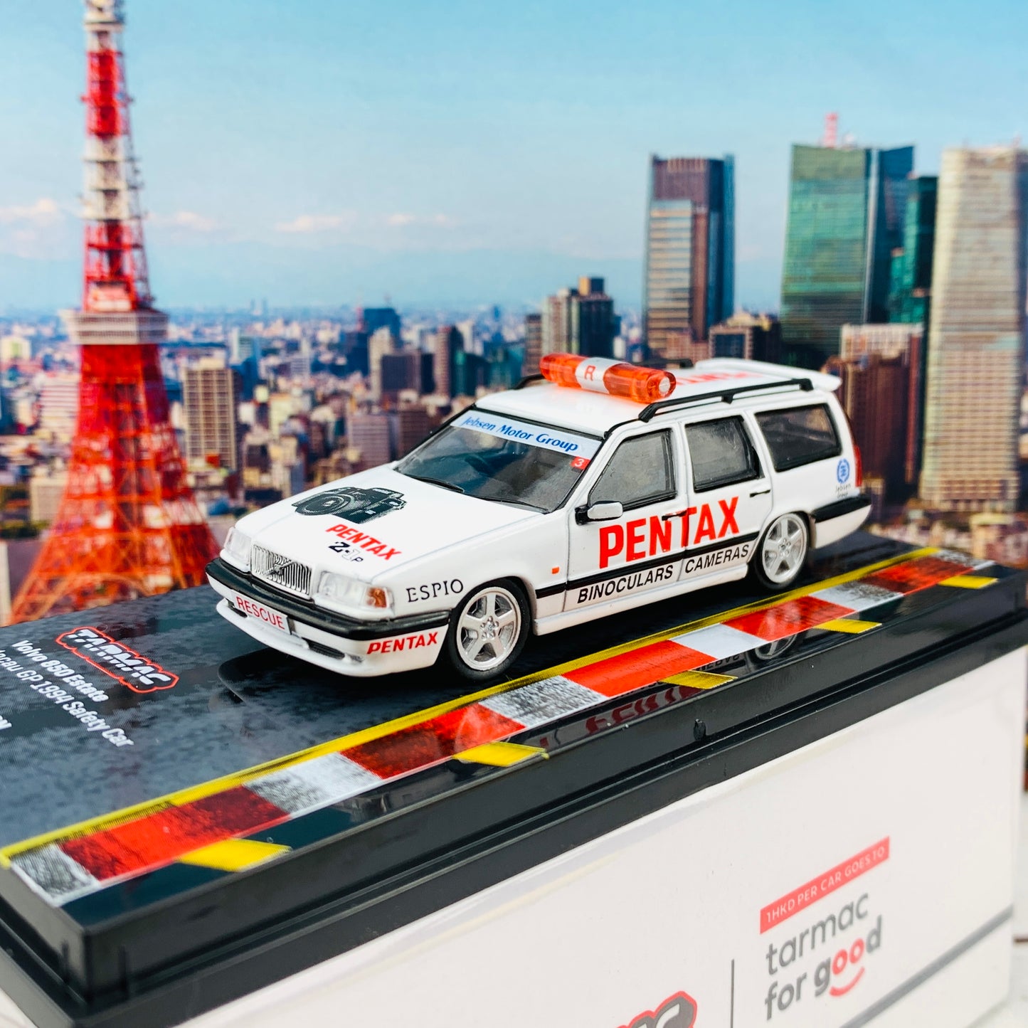 Tarmac Works 1/64 Volvo 850 Estate Macau GP 1994 Safety Car - Macau GP 2020 Special Edition - HOBBY64 T64-039-MGPSC