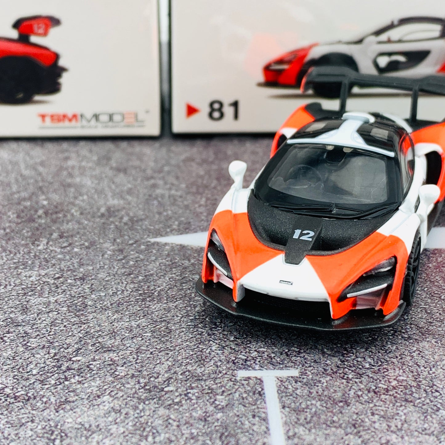 MINI GT McLaren Senna Orange/Red RHD MGT00081-R