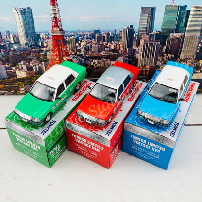 Tomytec Tomica Limited Vintage Neo 1/64 TOYOTA CROWN COMFORT Hong Kong TAXI Set of 3 (Hong Kong Exclusive)
