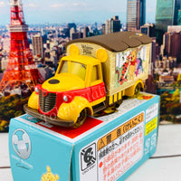 TOMICA Disney Motors Goody Carry Winnie the Pooh 4904810114130