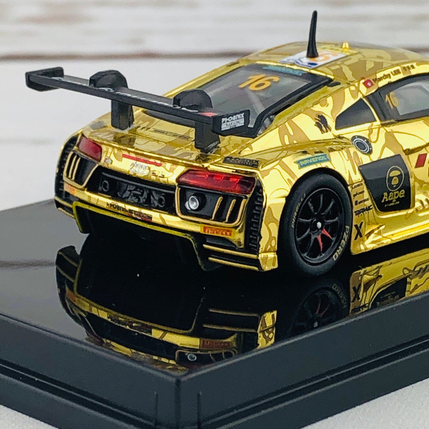 Tarmac Works 1/64 Audi R8 LMS - FIA GT World Cup Macau 2016 AAPE / Phoenix Racing Asia - Marchy Lee