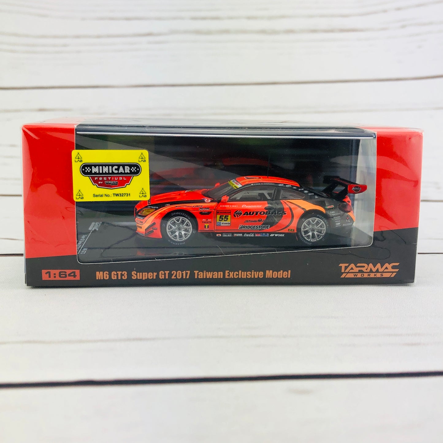 Tarmac Works 1/64 BMW M6 GTS Super GT Series GT300 2017 Takagi / Walkinshaw Taiwan Exclusive Model