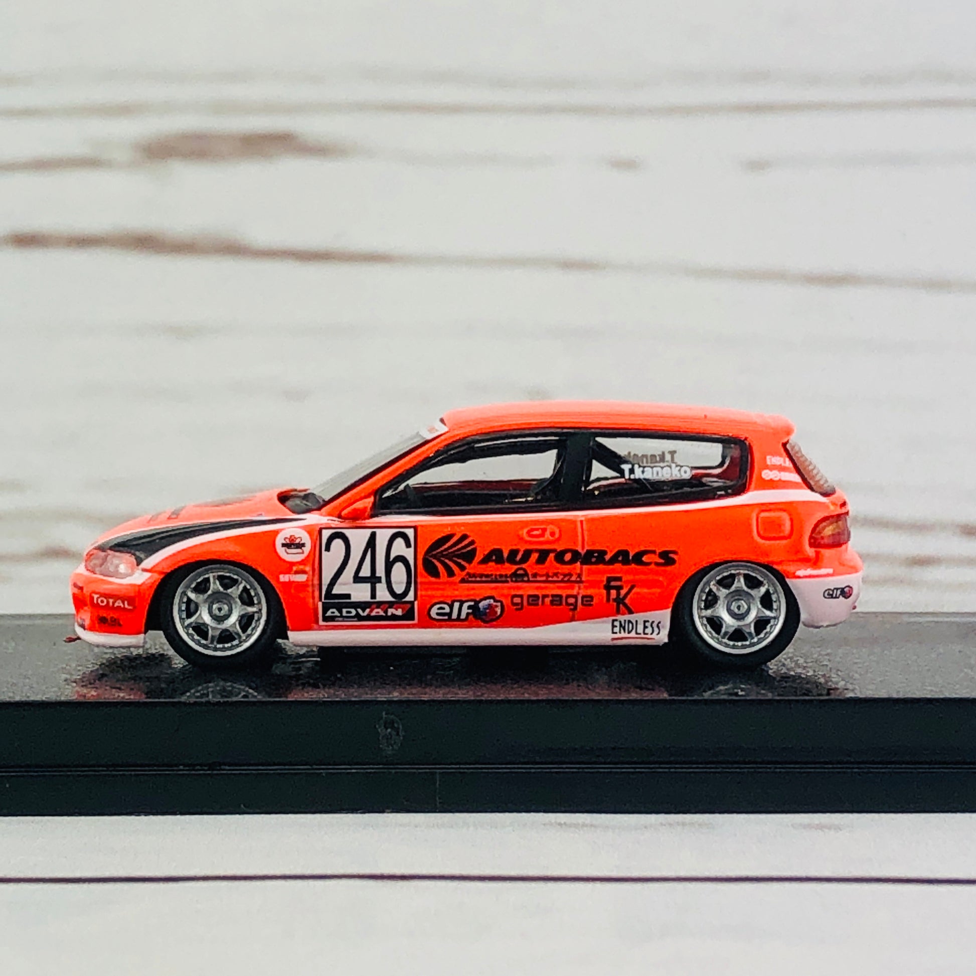 Tarmac Works 1/64 Honda Civic EG6 Motegi Civic Race 2010 #246 AUTOBACS