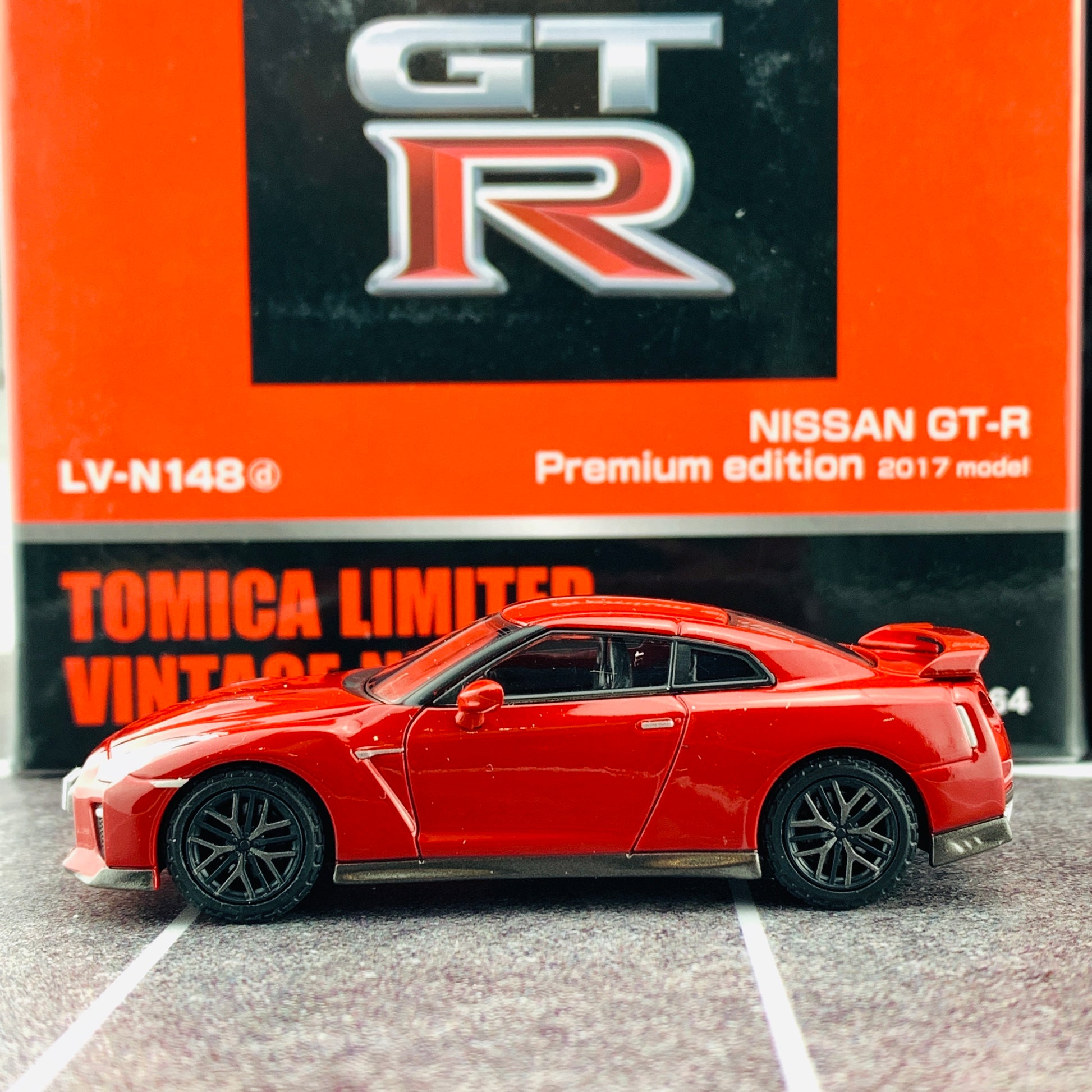 Tomica Limited Vintage Neo 1/64 Nissan GTR Premium Edition 2017 Model RED