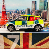 TINY 微影 1/64 UK17 BMW i3 Scottish Ambulance Service ATCUK64011