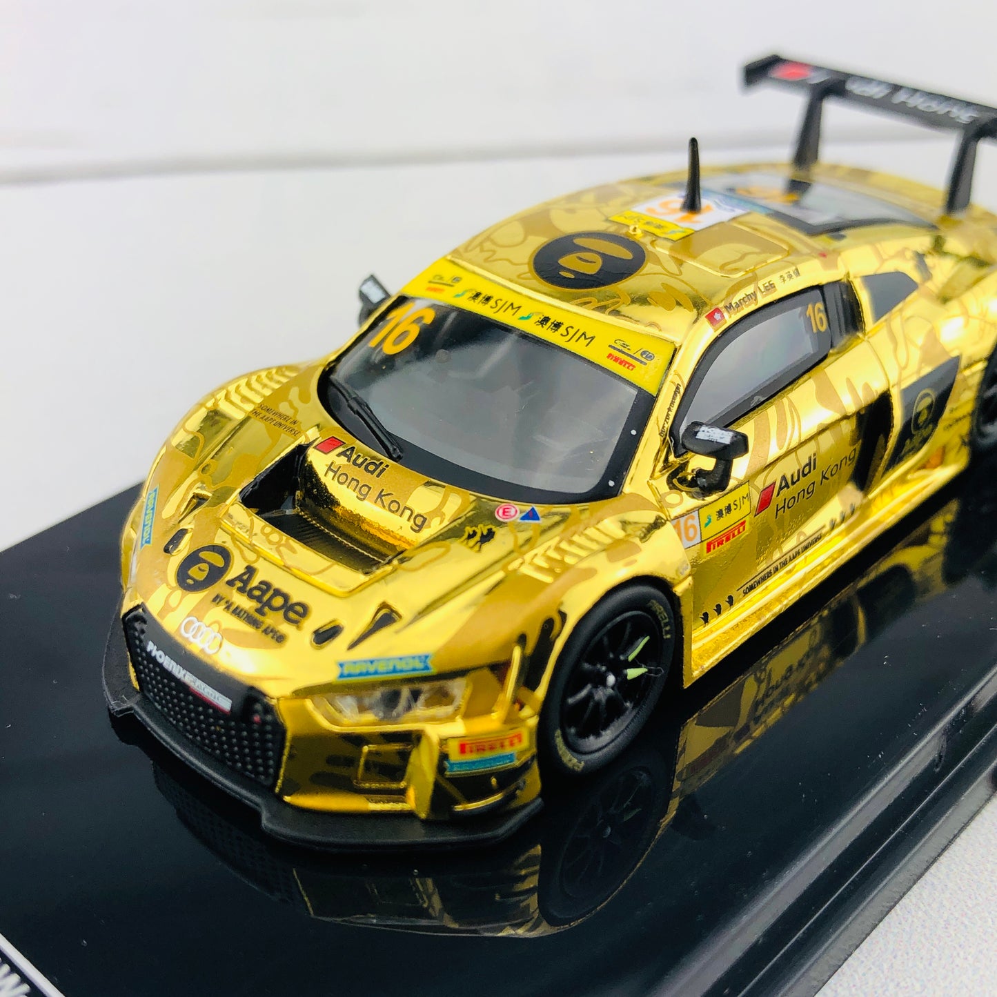 Tarmac Works 1/64 Audi R8 LMS - FIA GT World Cup Macau 2016 AAPE / Phoenix Racing Asia - Marchy Lee