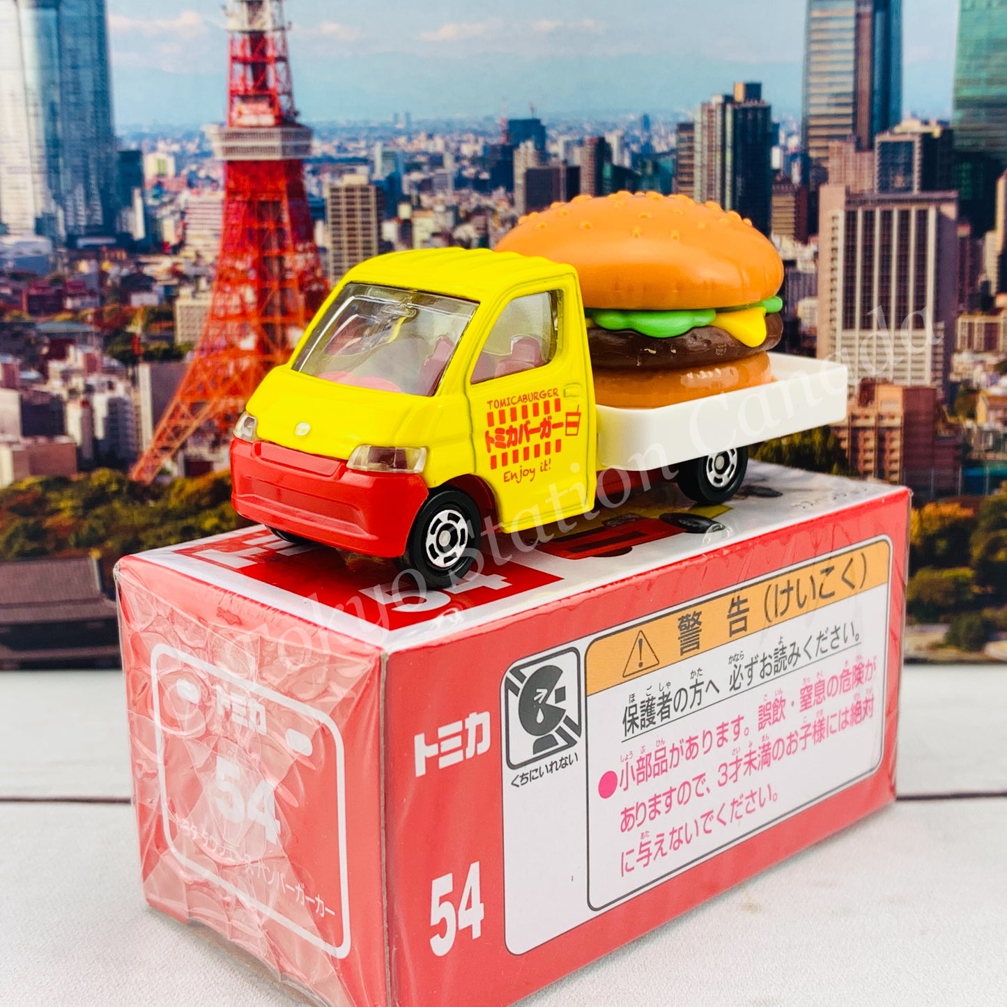 TOMICA 54 Toyota Town Ace Hamburger Car