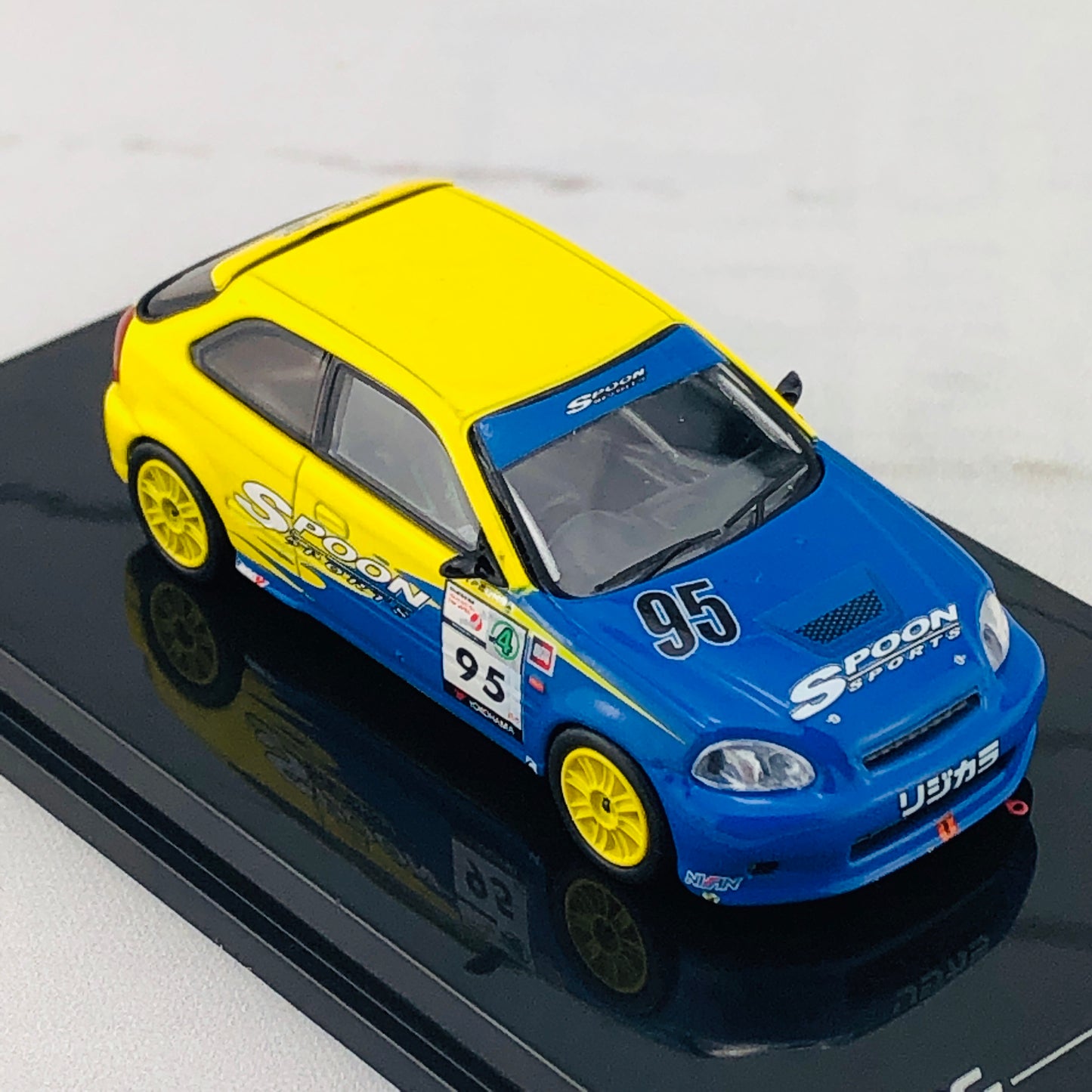 Tarmac Works 1/64 Honda Civic Type R EK9 Super Taikyu #95