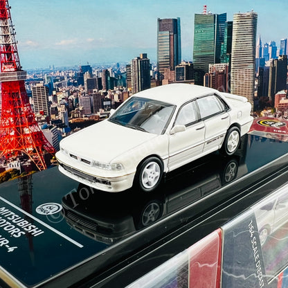 PARA64 1/64 Mitsubishi Galant VR-4 Sophia White LHD PA-55106