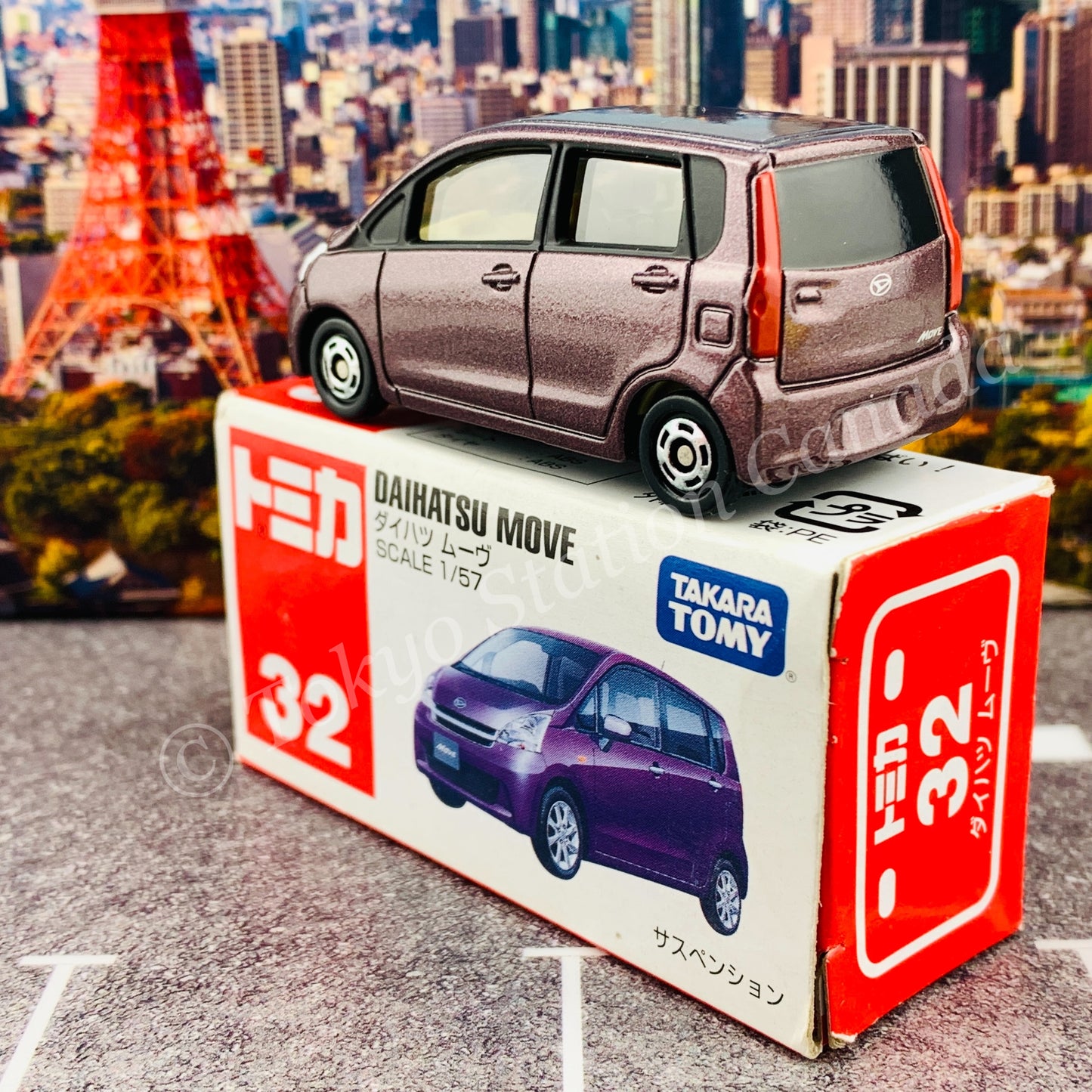 TOMICA 32 DAIHATSU MOVE 4904810392606
