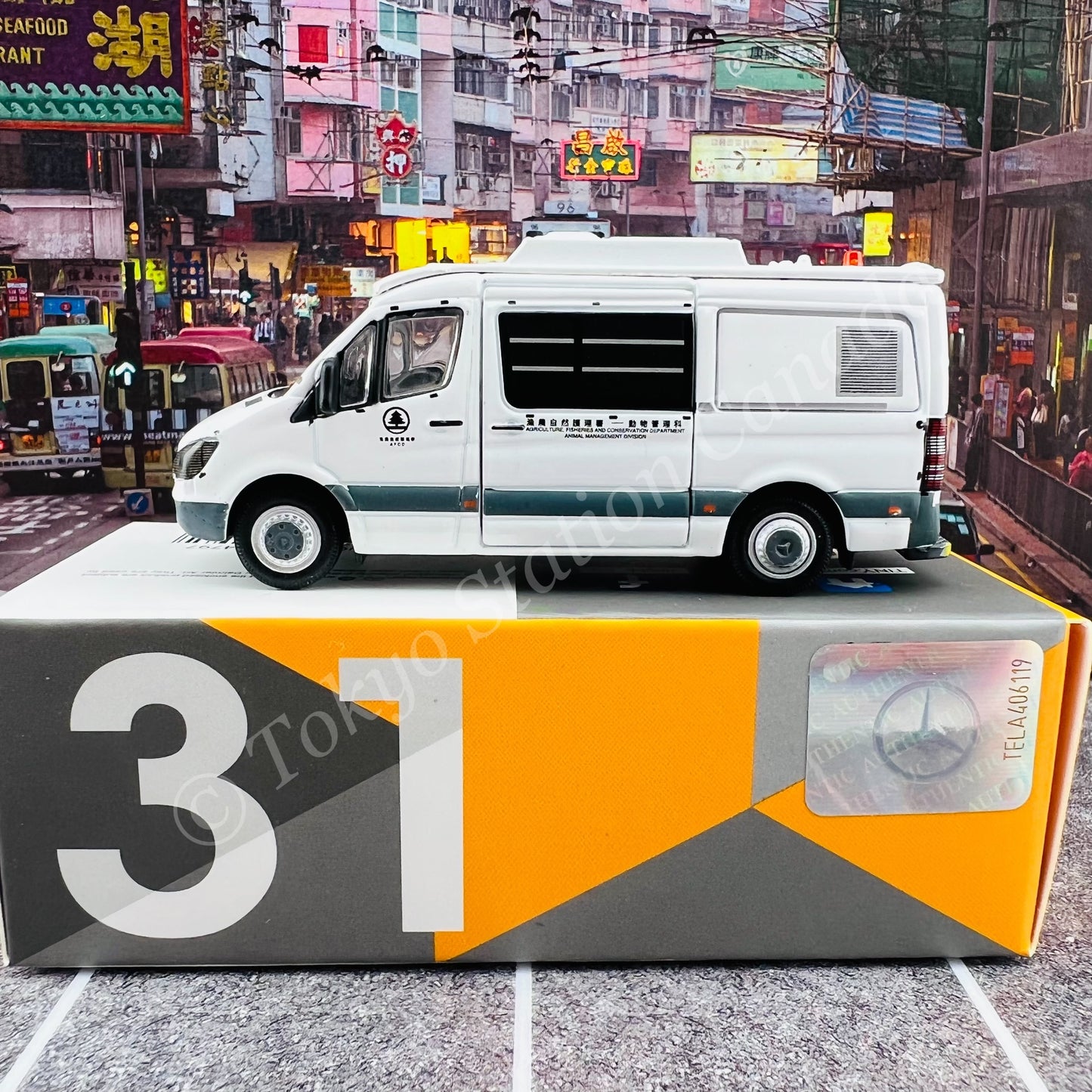 TINY 微影 31 MERCEDES-BENZ Sprinter (AM5577) Hong Kong AFCD 香港漁護署 (白) ATC64791
