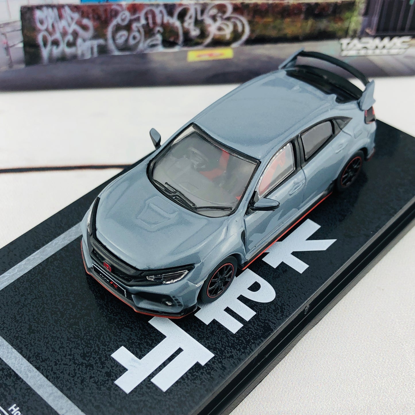 Tarmac Works 1/64 Honda Civic Type R FK8 Malaysia Exclusive Model T64-014-SGY