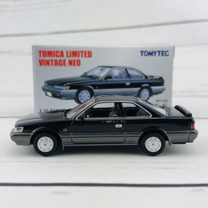 Tomica Limited Vintage 1/64 Nissan Leopard 2.0XS-II Black/Silver (1987) LV-N118d