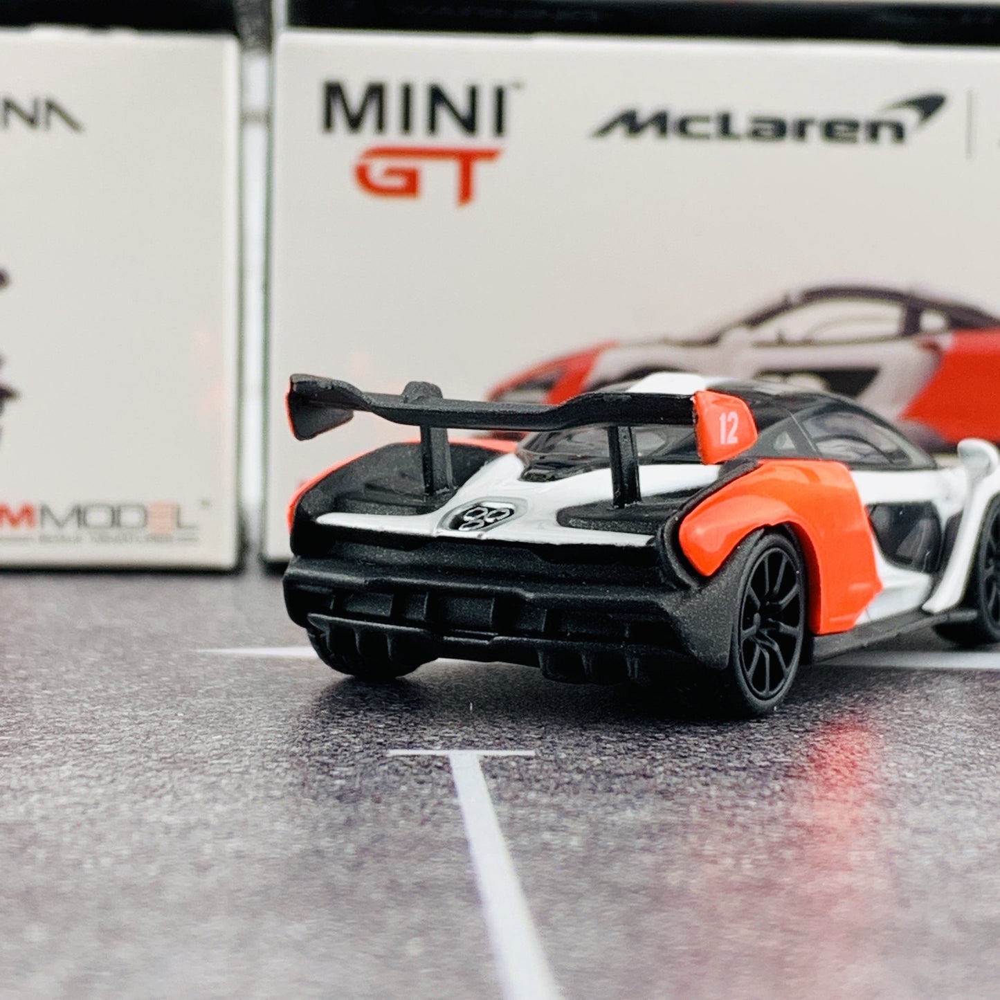 MINI GT McLaren Senna Orange/Red RHD MGT00081-R