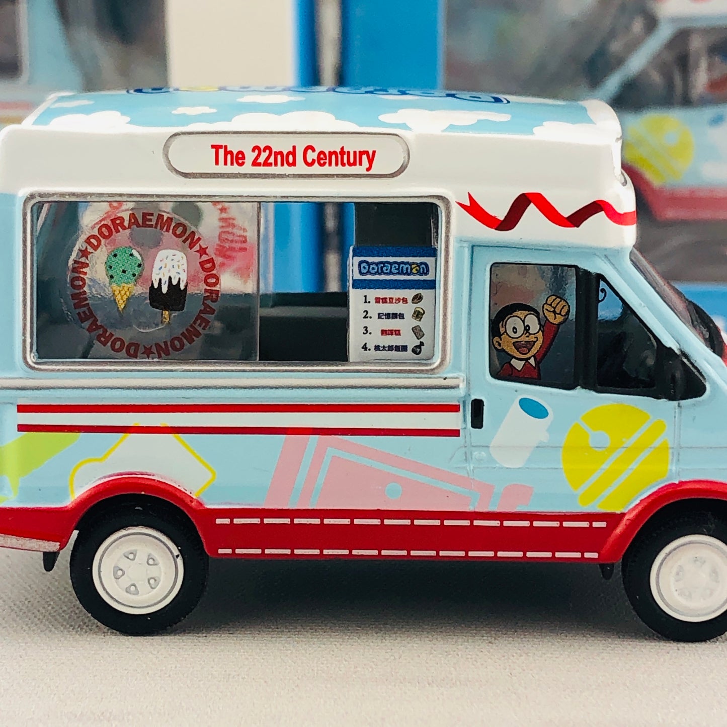 TINY x DORAEMON Ice-Cream Truck 叮噹雪糕車 DORA012